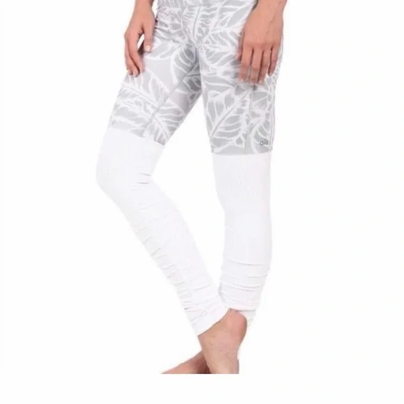 ALO Yoga White and Gray Leaf Pattern Jeggings - Picture 3 of 5